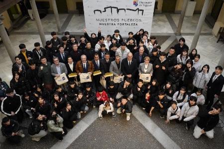 Imagen El presidente de la Diputación recibe al mejor equipo del mundo en exhibición de taekwondo